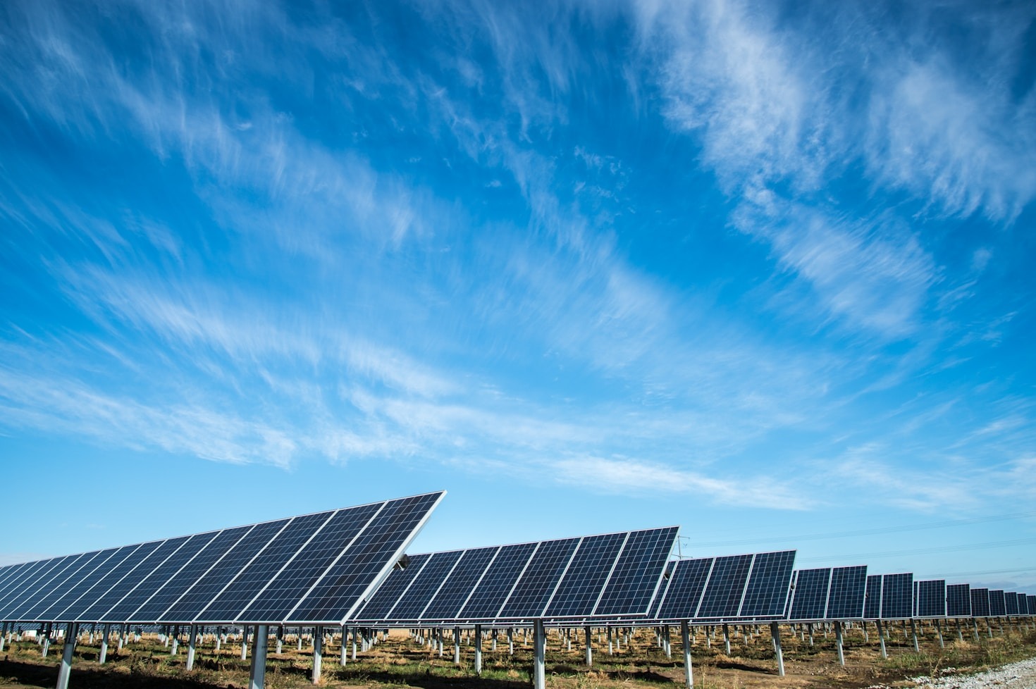 Dlaczego warto inwestować w odnawialne źródła energii